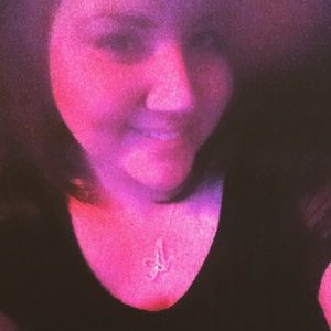 Meet your Posher, Alisha